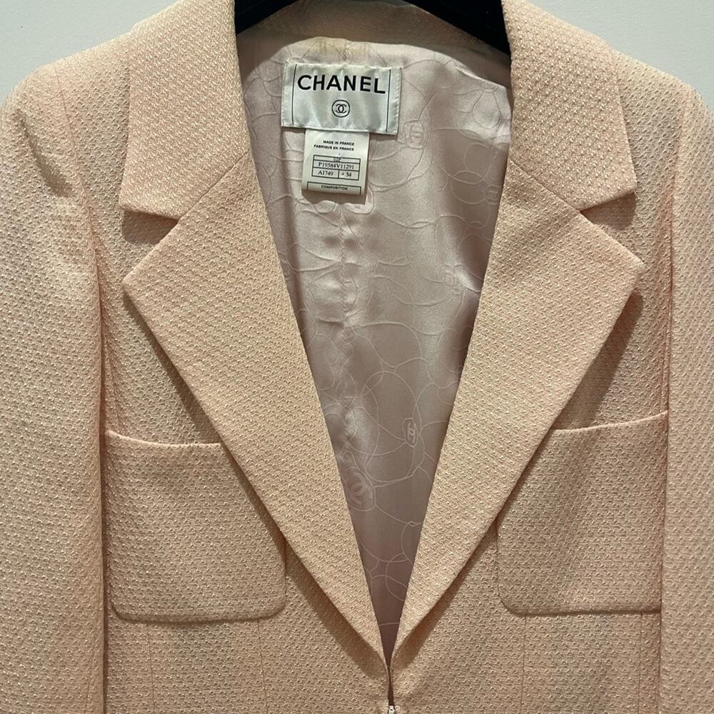 Authentic Chanel Jacket collection Spring 2002 wo… - image 3